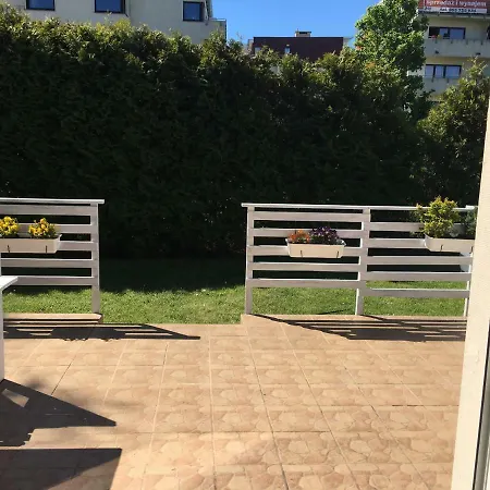 Prázdninový dům Dom Z Tarasem, Ogrodkiem I Sloncem *