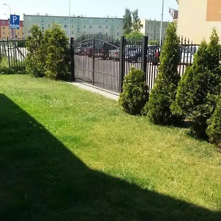 Prázdninový dům Dom Z Tarasem, Ogrodkiem I Sloncem Hel